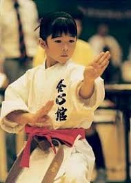 阿斯：皇马不会强行引入中场球员，勉强补强不如维持现有阵容