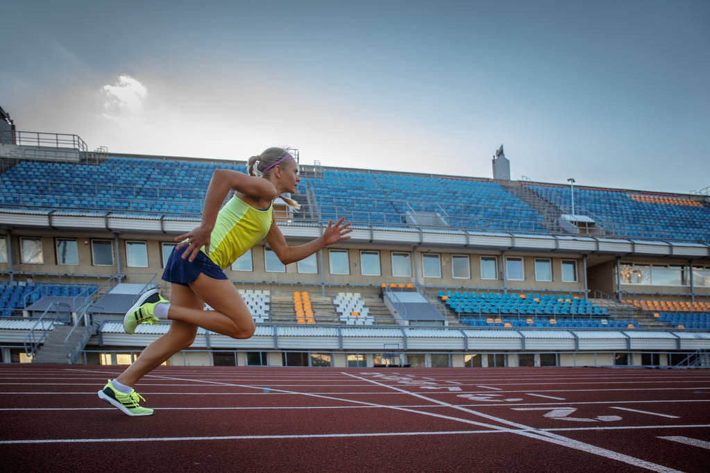 玩惯《赛博朋克2077》 外网玩家担忧《GTA6》太“慢”